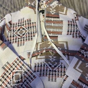 Coco + Carmen Women's Zip Up Jacket - Cream, Brown, Gray Geometric Pattern